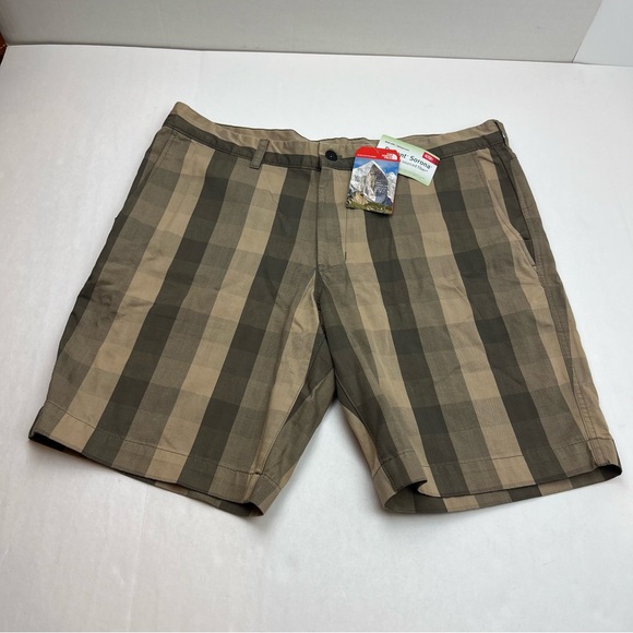 The North Face The Narrows Plaid Shorts‎ Weimaraner Brown Plaid Mens Size 38 NEW - Picture 1 of 13